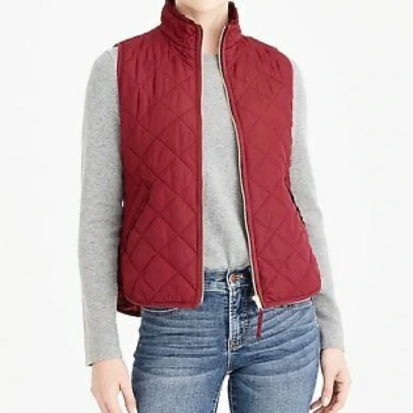 J. Crew Mercantile Burgundy Ruffle Neck Quilted Vest - Picture 11 of 11